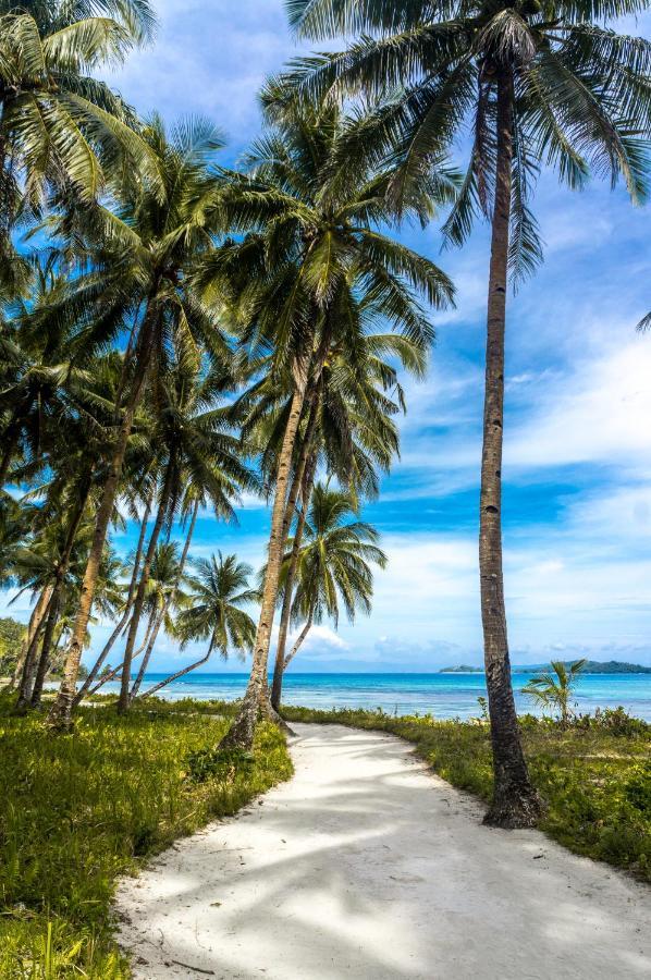 Aloha Hostel Siargao 제너럴 루나 외부 사진