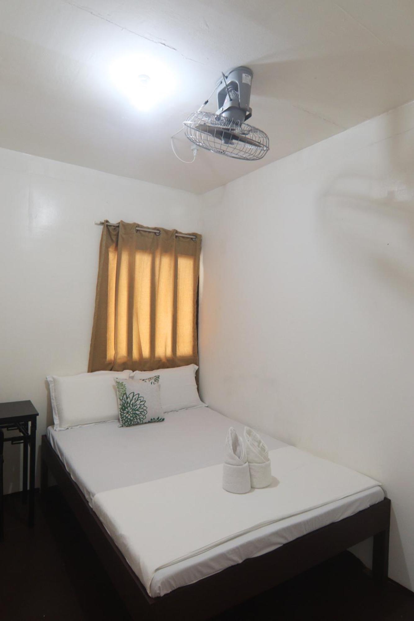 Aloha Hostel Siargao 제너럴 루나 외부 사진