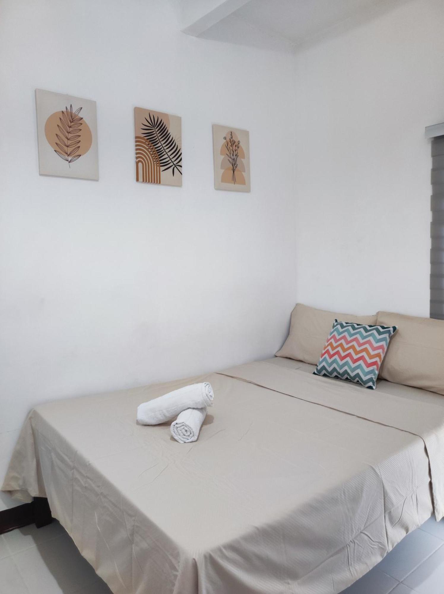 Aloha Hostel Siargao 제너럴 루나 외부 사진