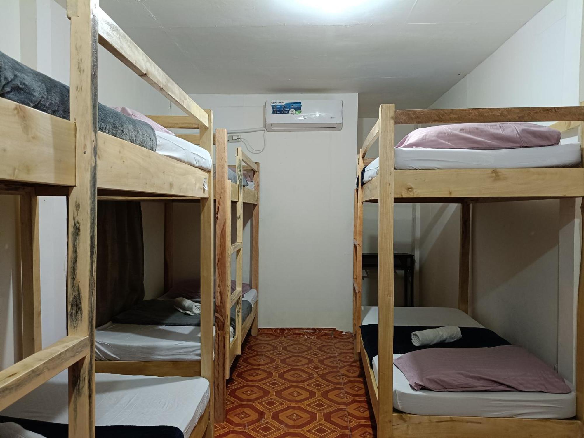 Aloha Hostel Siargao 제너럴 루나 외부 사진